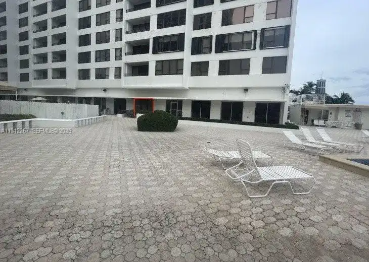 3505 S Ocean Dr # 108, Hollywood FL 33019
