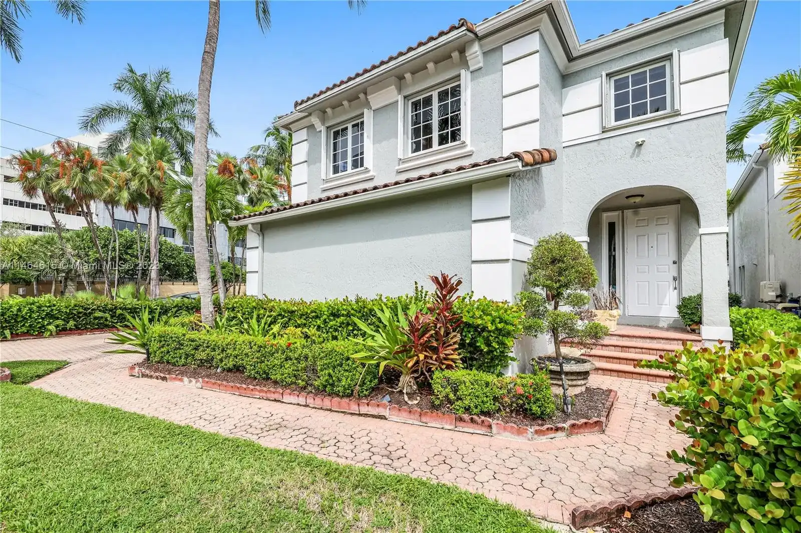 3015 NE 208th St # 3015, Aventura FL 33180