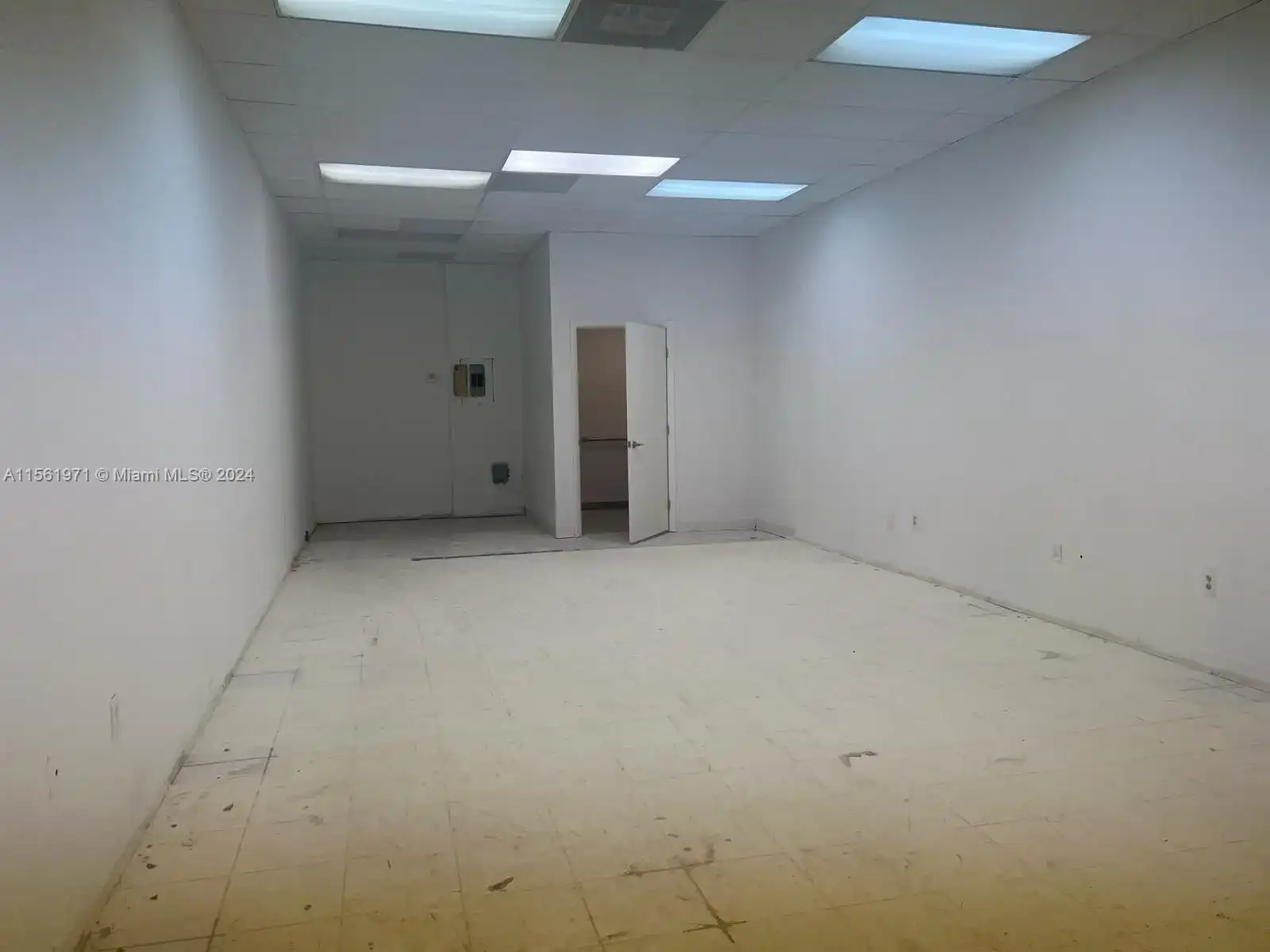 10780 W FLAGLER, Sweetwater FL 33174