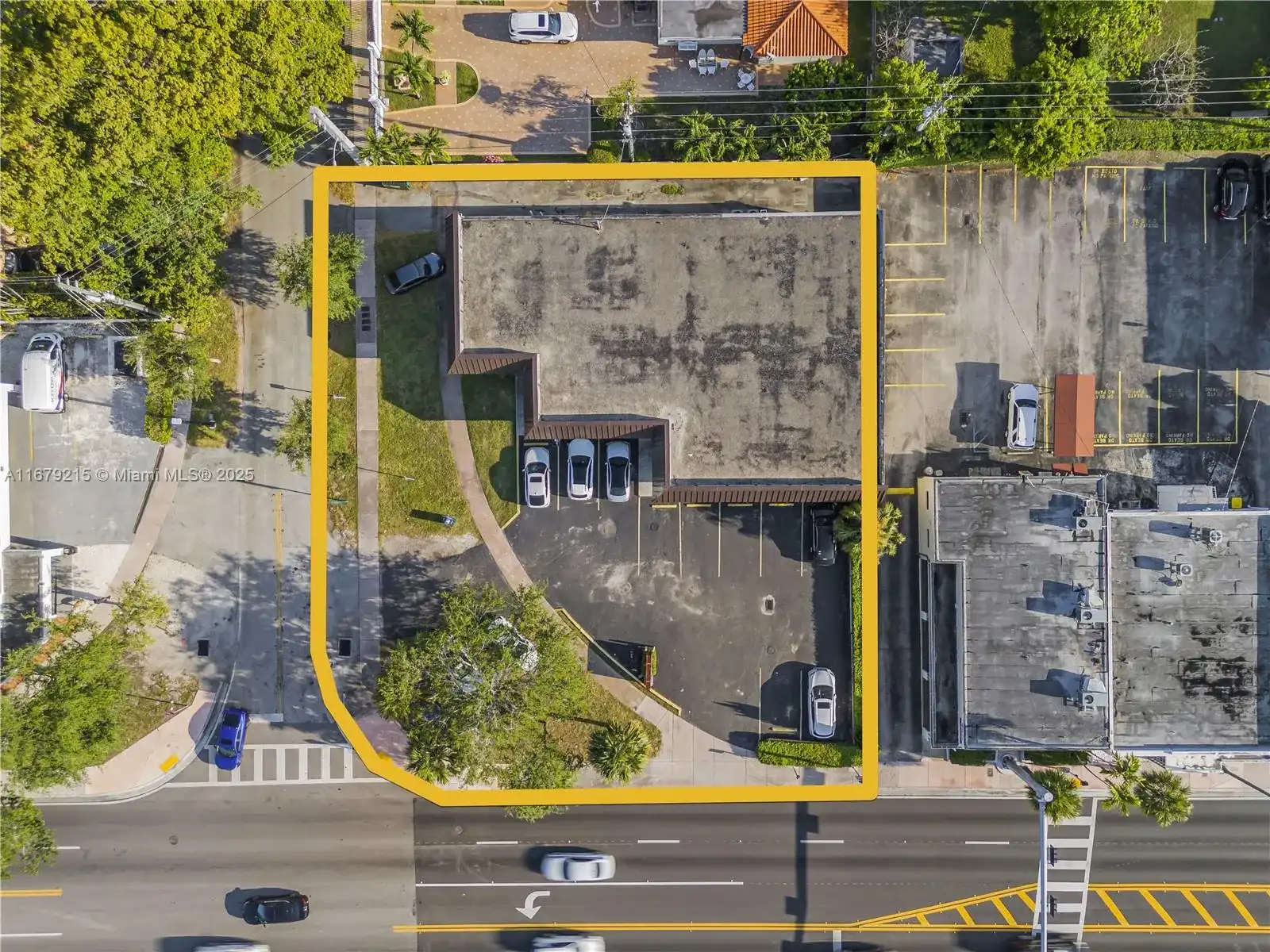 5500 SW 8th St, Coral Gables FL 33134