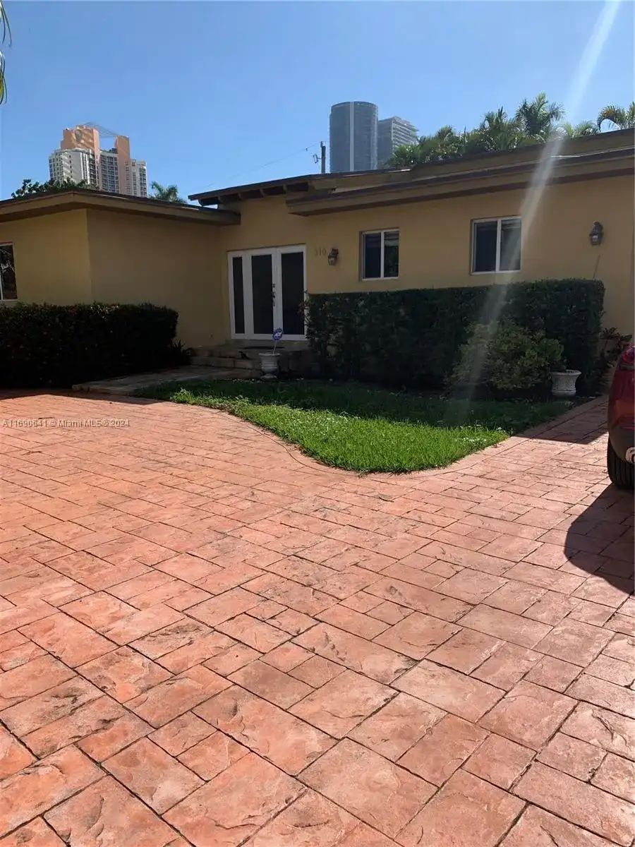 310 191st Ter, Sunny Isles Beach FL 33160