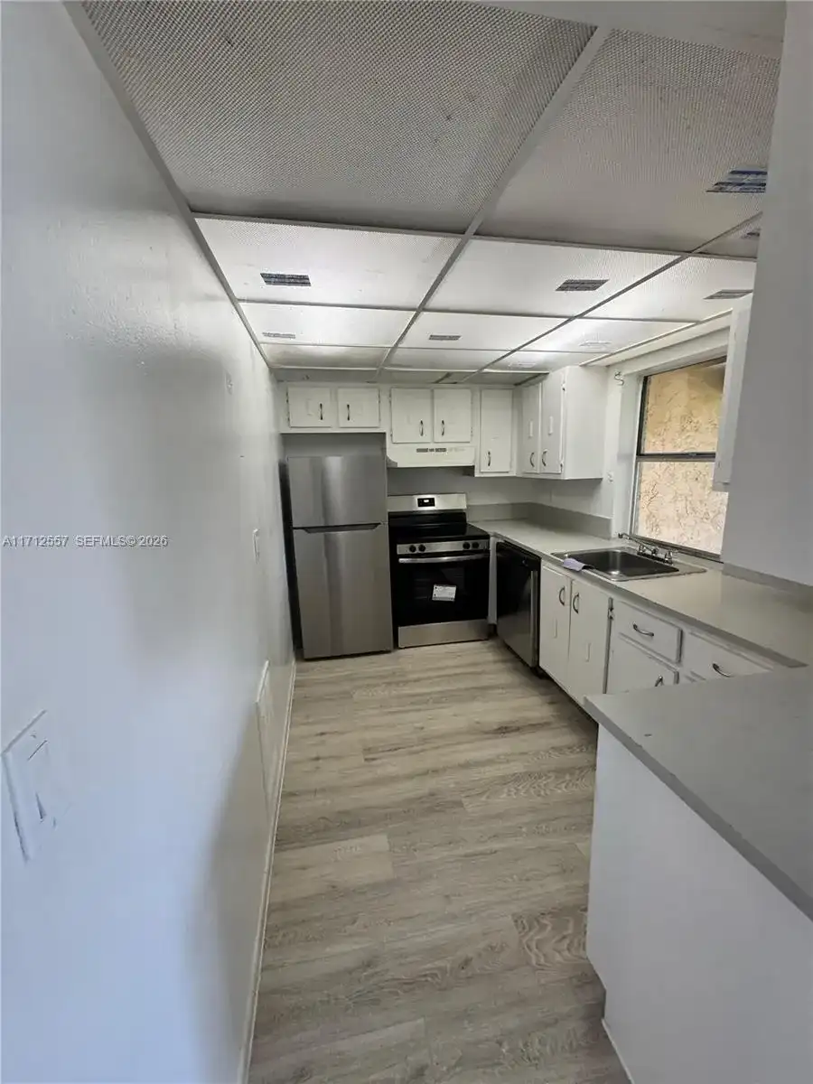 4241 NW 19th St # 170, Lauderhill FL 33313