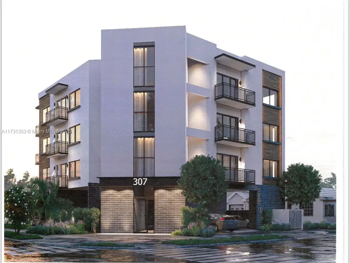 307 S 24th Ave, Hollywood FL 33020