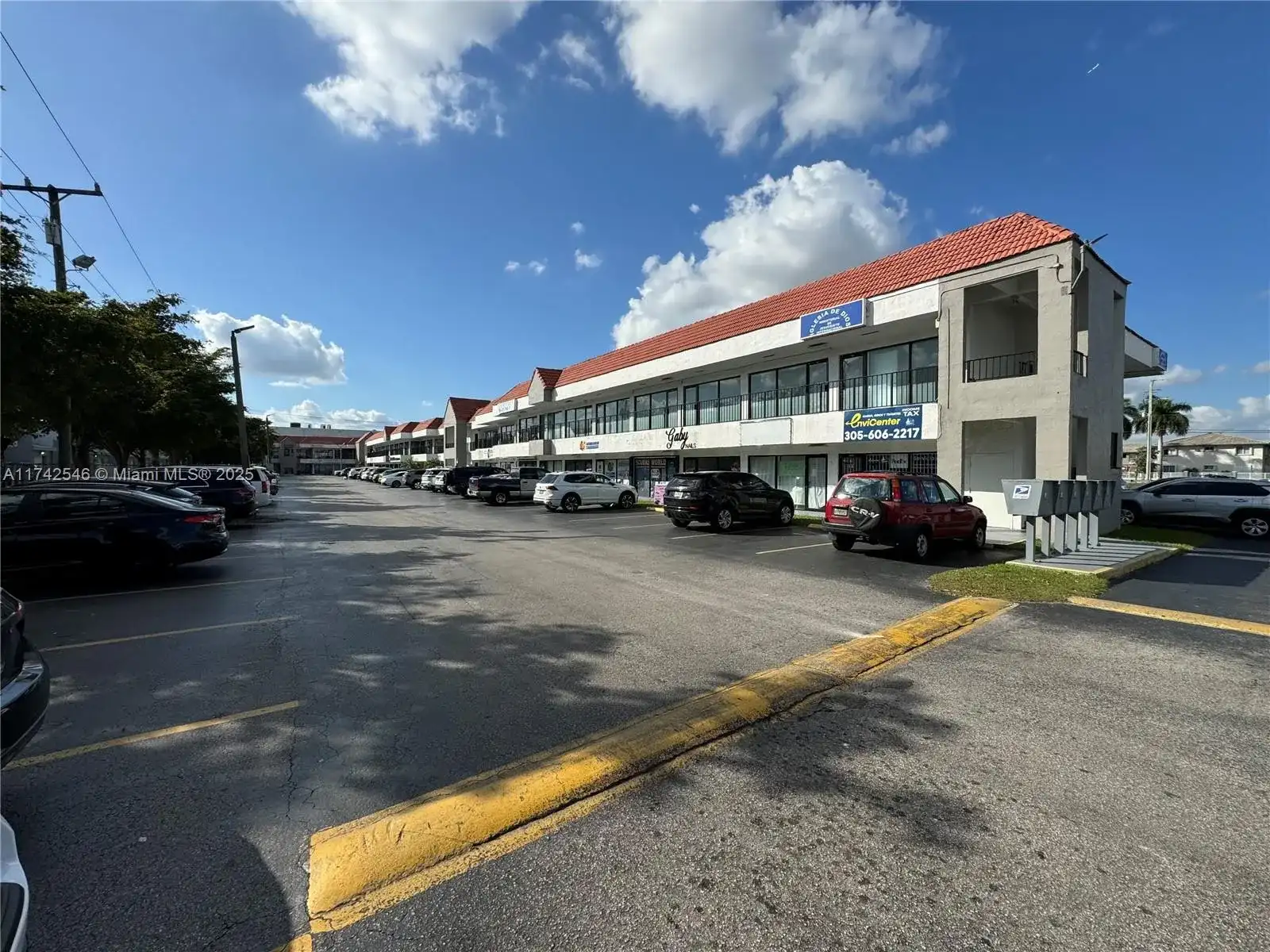 10550 NW 77 CT # 204, Hialeah Gardens FL 33016