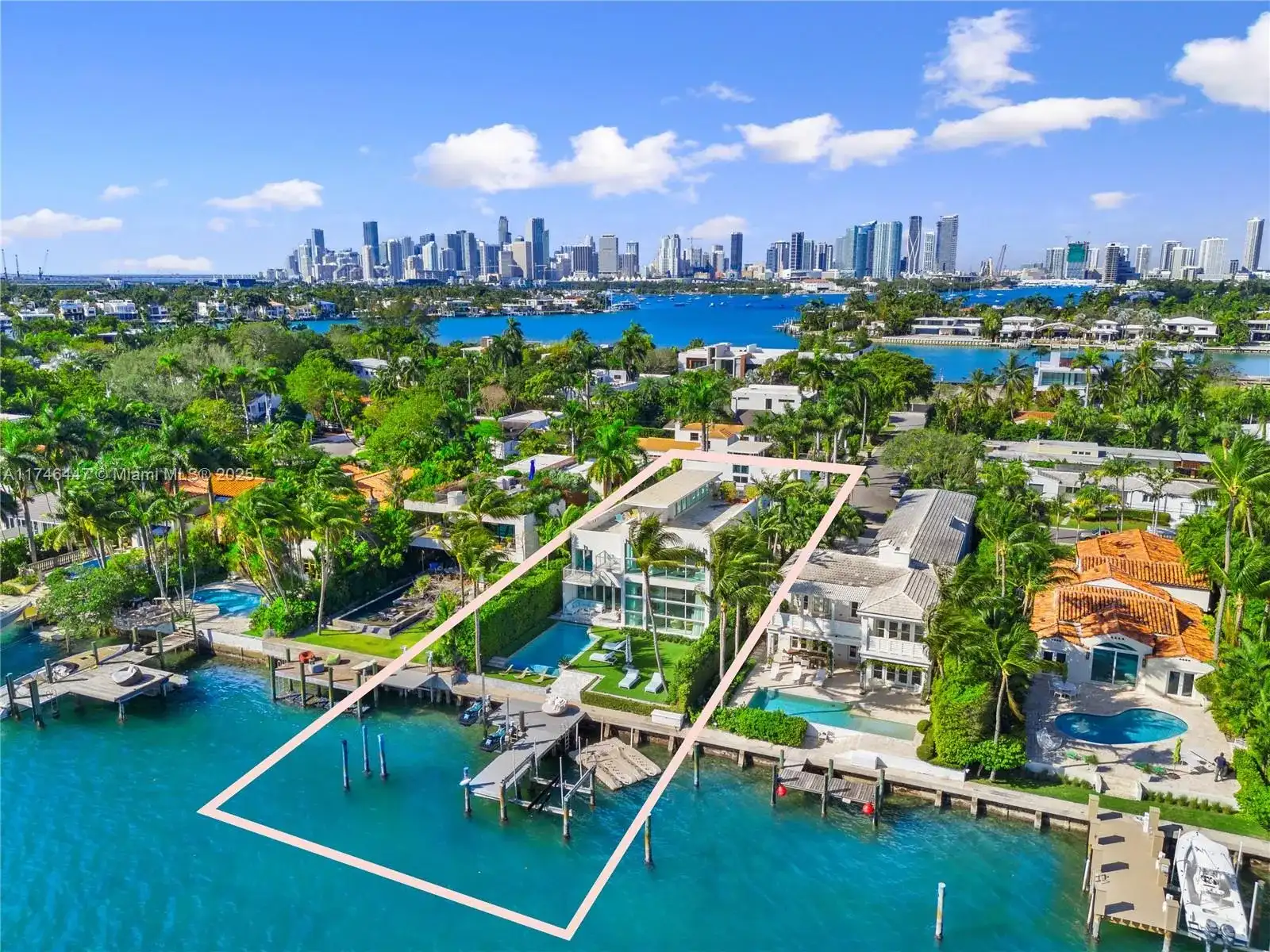227 E DILIDO DR, Miami Beach FL 33139