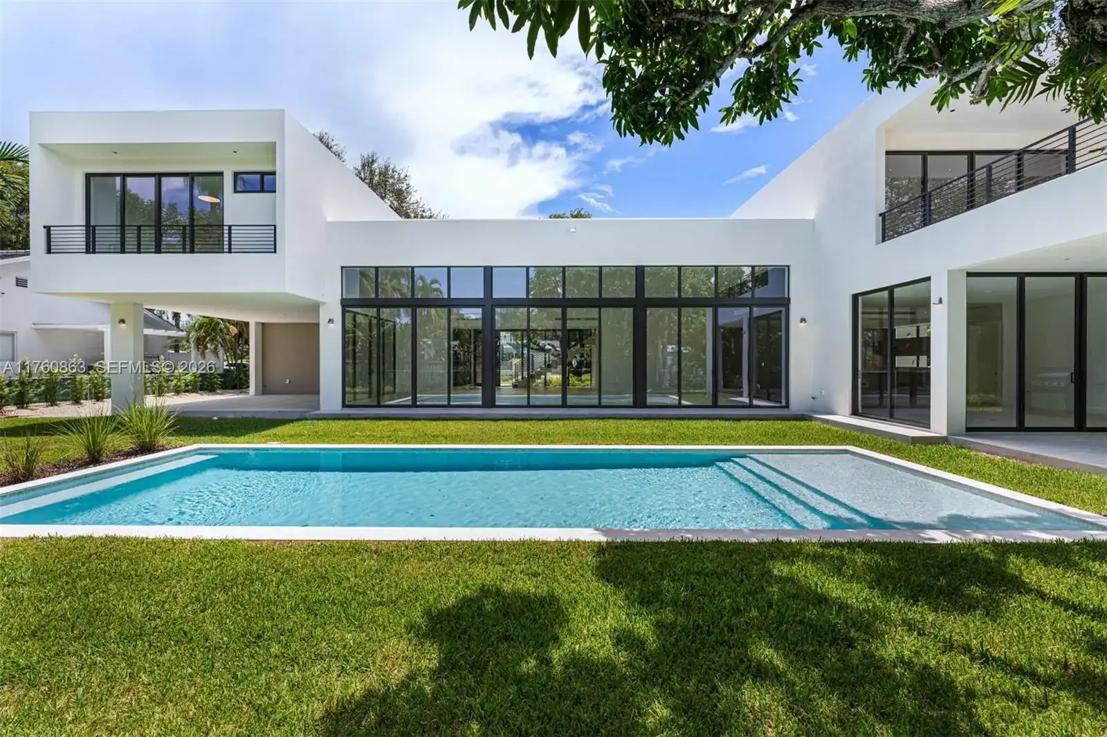 5921 SW 84th St, South Miami FL 33143