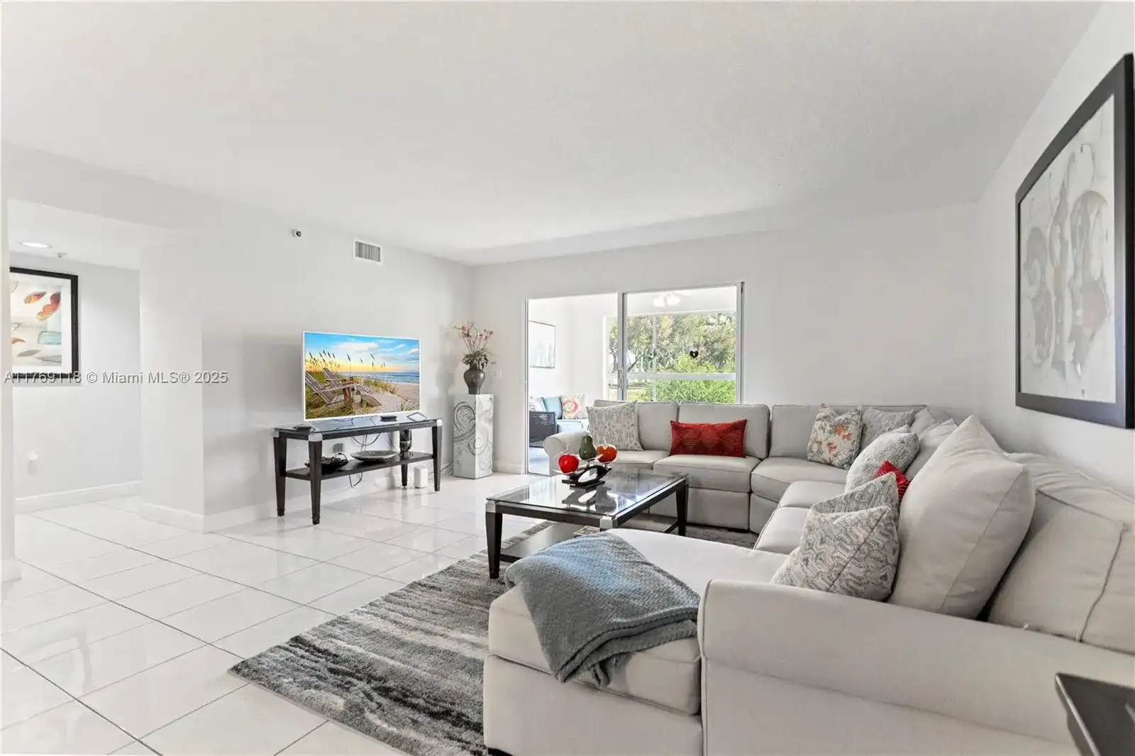 5876 Regal Glen Dr # 101, Boynton Beach FL 33437