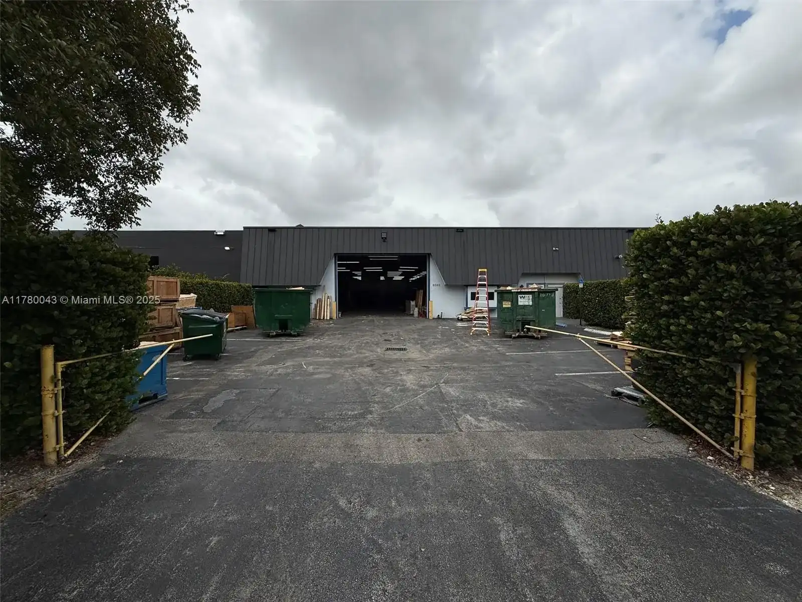8080 NW 33rd St, Doral FL 33122
