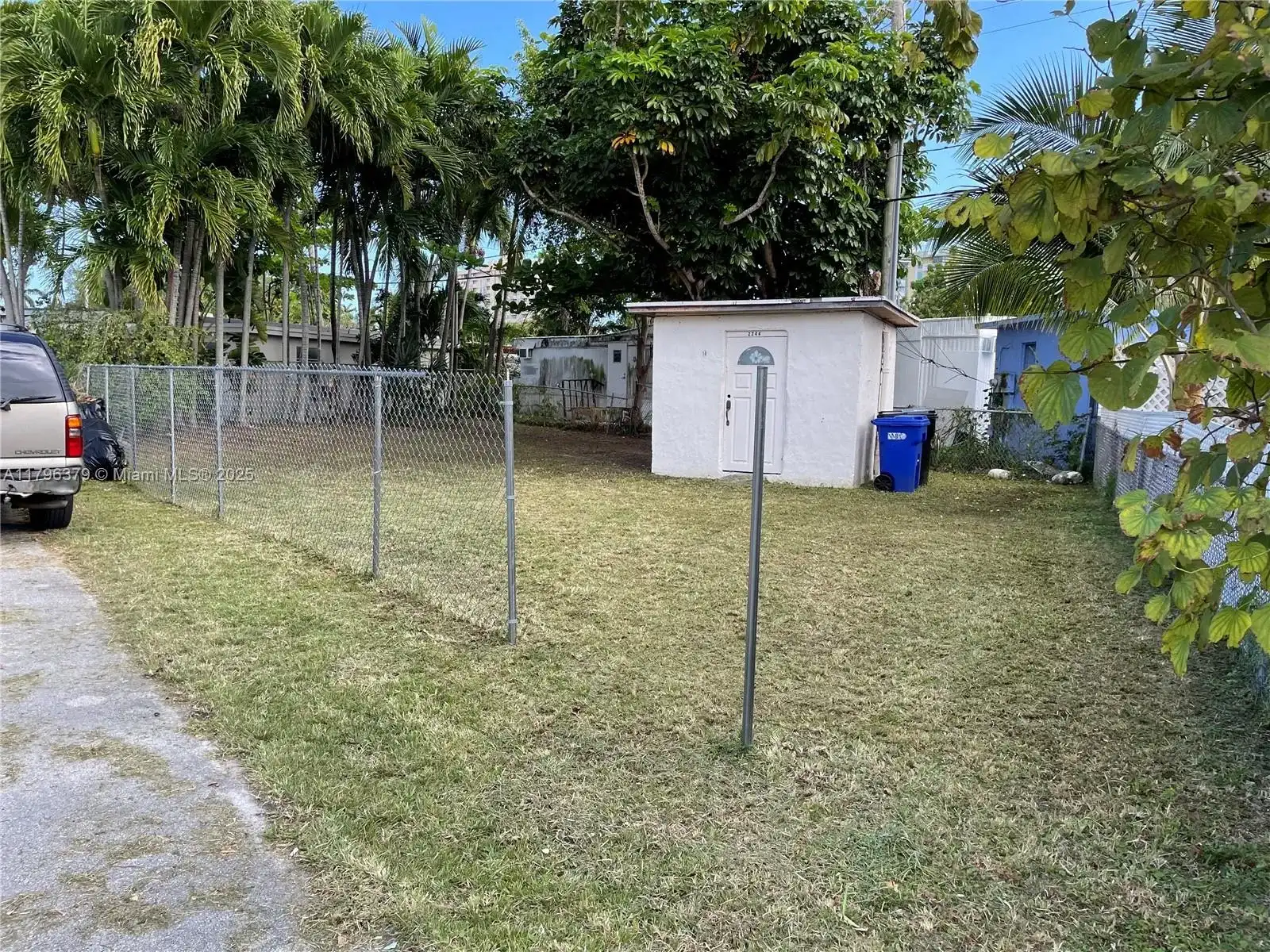 2244 NE 136th St, North Miami Beach FL 33181