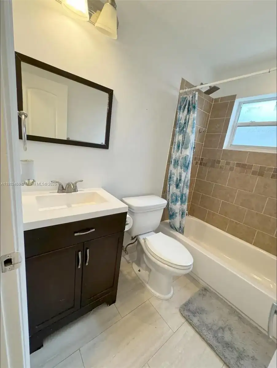 8540   NW 25   CT # 1, Sunrise FL 33322