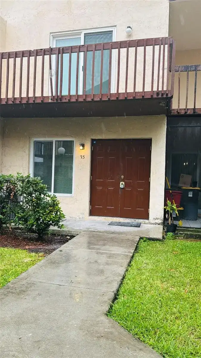 6605 Winfield Blvd, Margate FL 33063