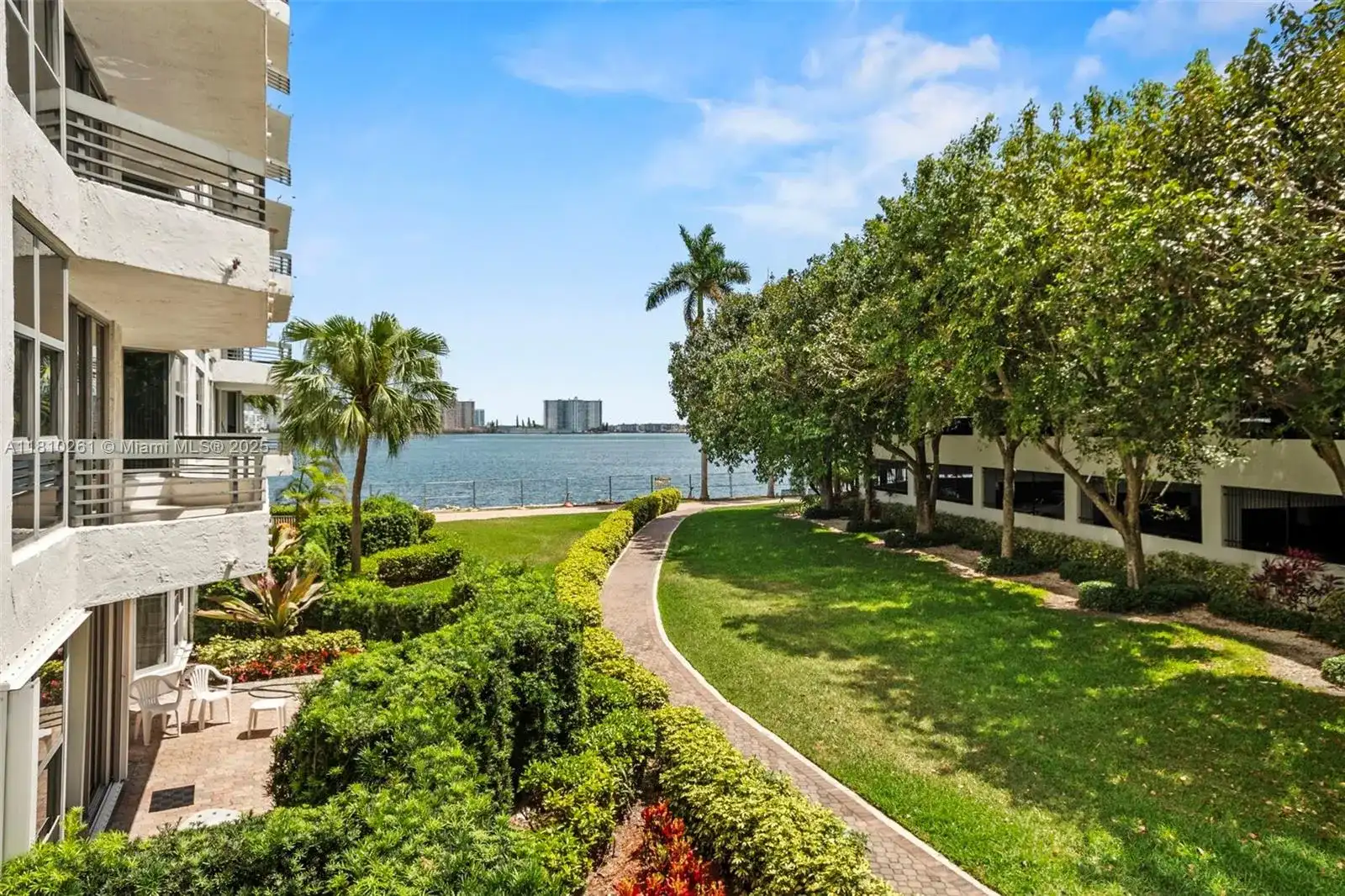19101 NE 36th Ct # 203, Aventura FL 33180