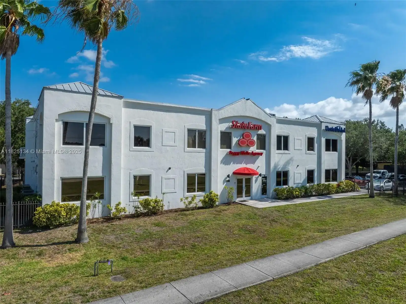 5397 Orange Dr, Davie FL 33314
