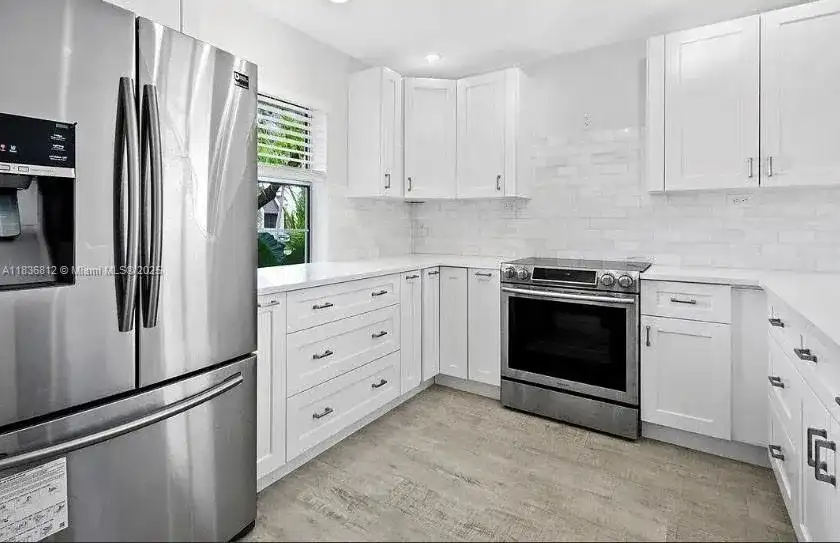 103 Lake Terry Dr, West Palm Beach FL 33411