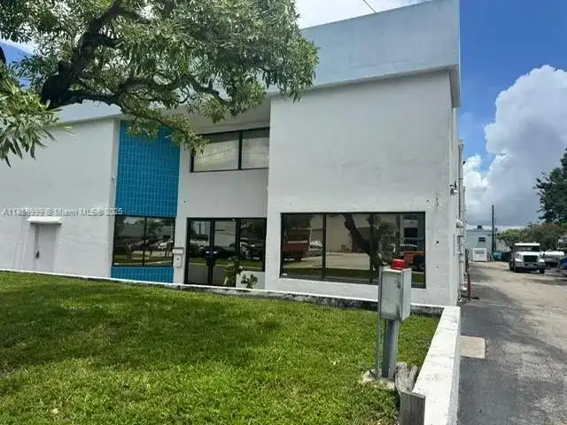 5300 NW 12th Ave # 12, Fort Lauderdale FL 33309