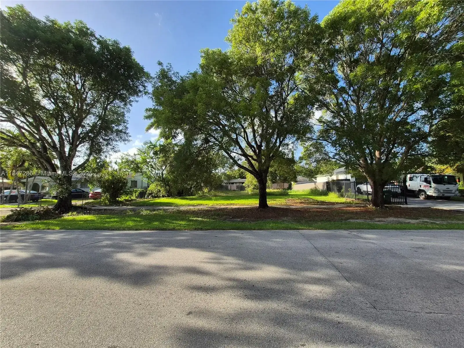 710 SW 7th St, Florida City FL 33034