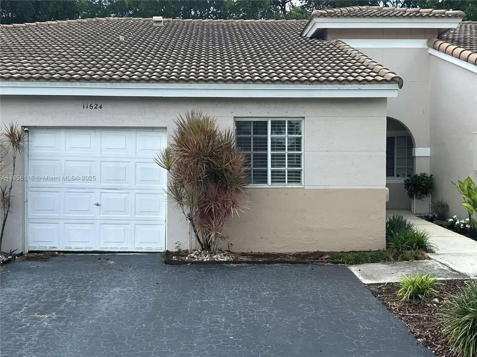 11624 SW 19th St, Miramar FL 33025