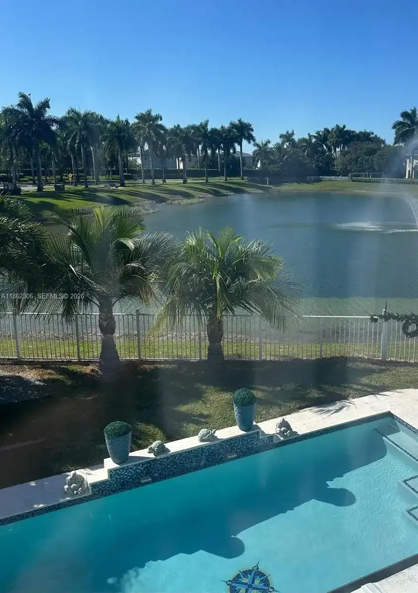 318 NE 31st Ave, Homestead FL 33033