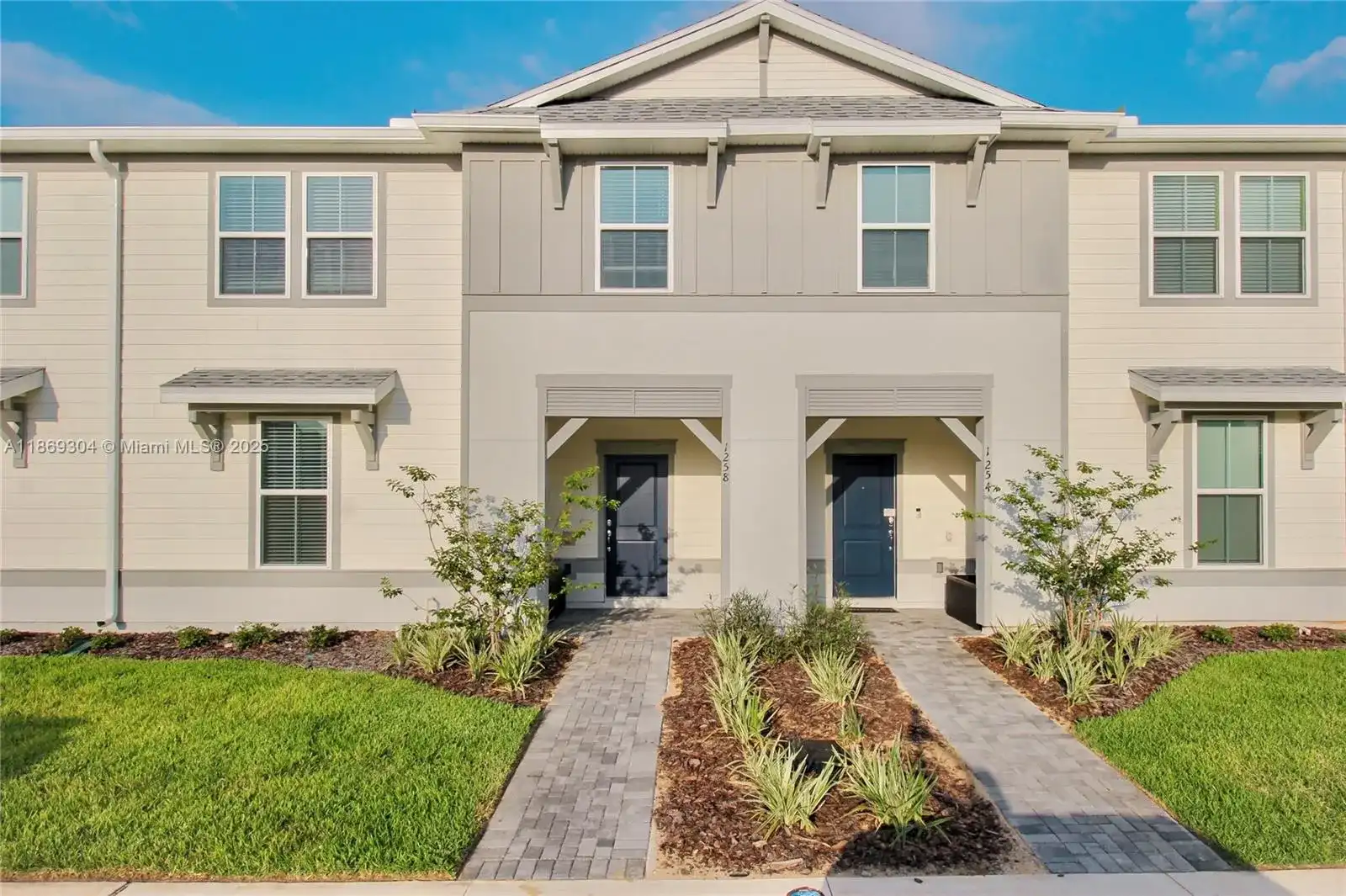 1258 Shoreside St, Clermont FL 34714