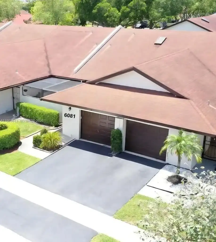 6081 NW 90th Ave, Tamarac FL 33321