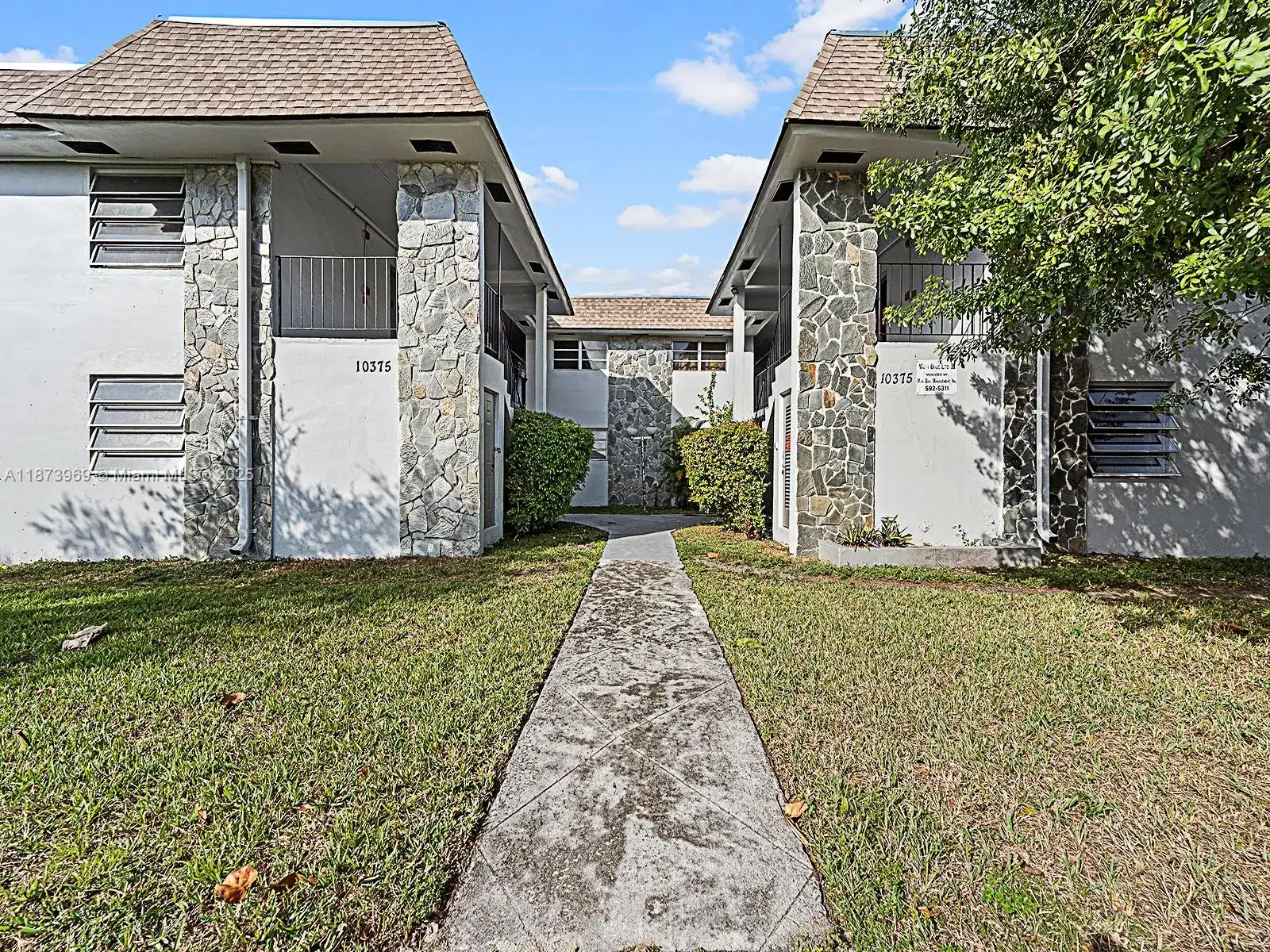 10305 SW 40th St # 0, Miami FL 33165
