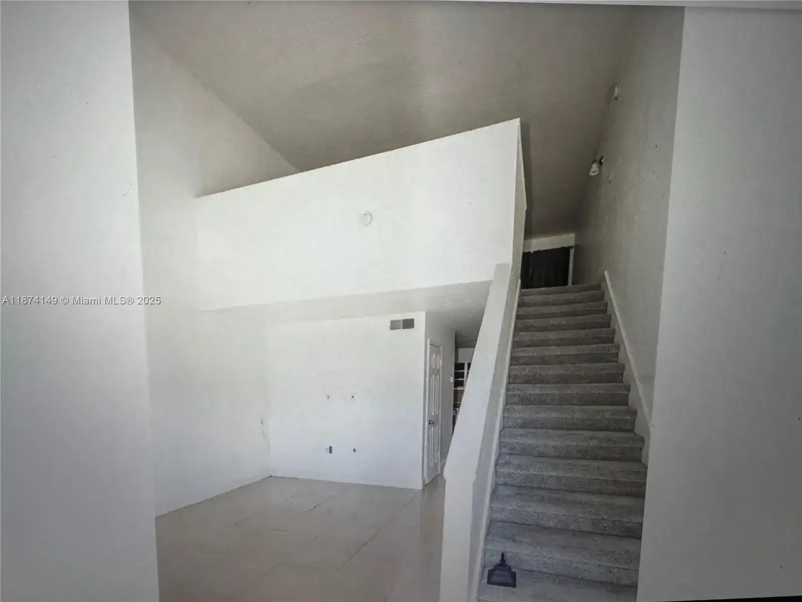 3984 Crayrich Circle # C5, Orlando FL 32839
