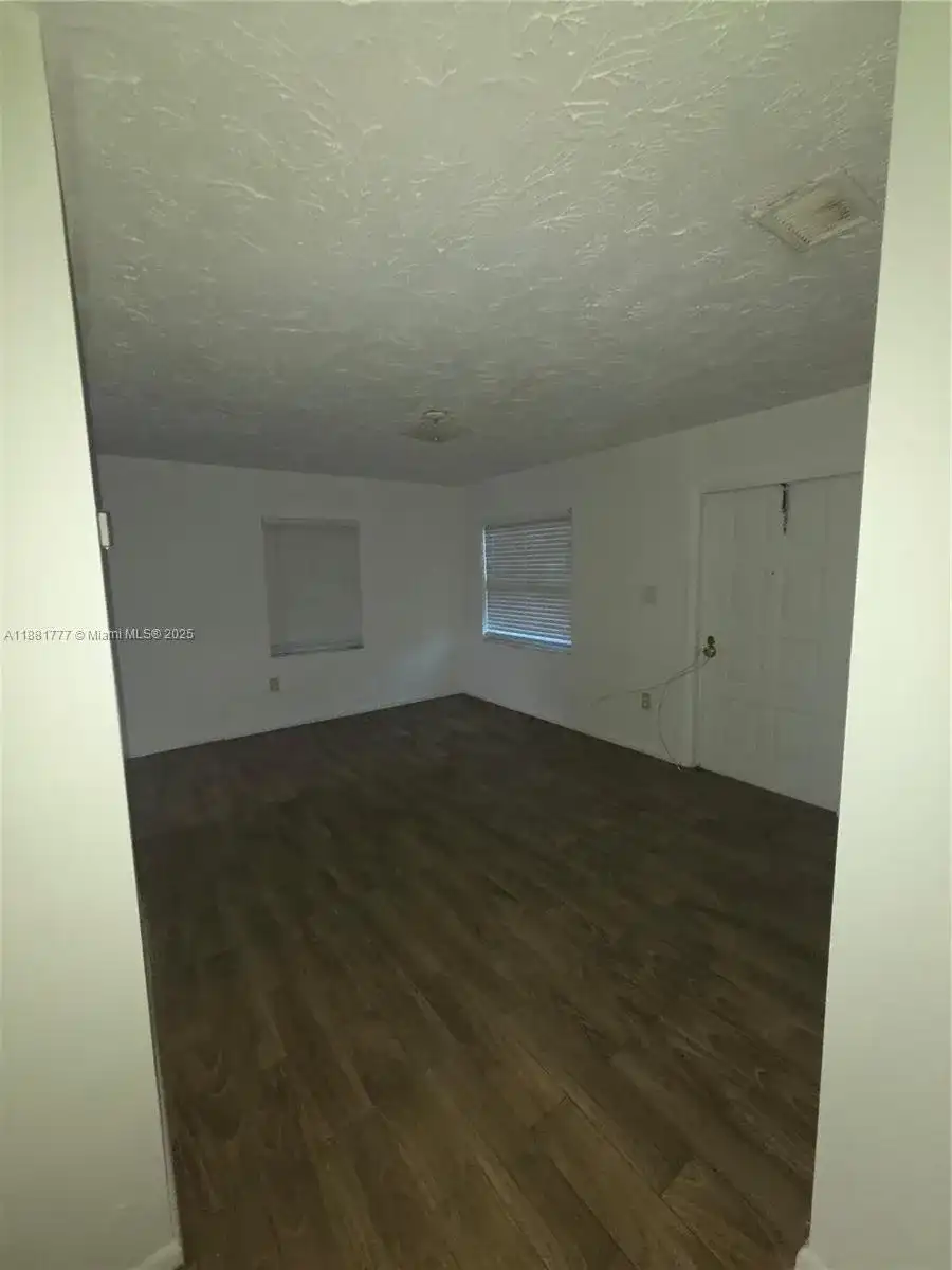503 N 25th St # B, Fort Pierce FL 34947