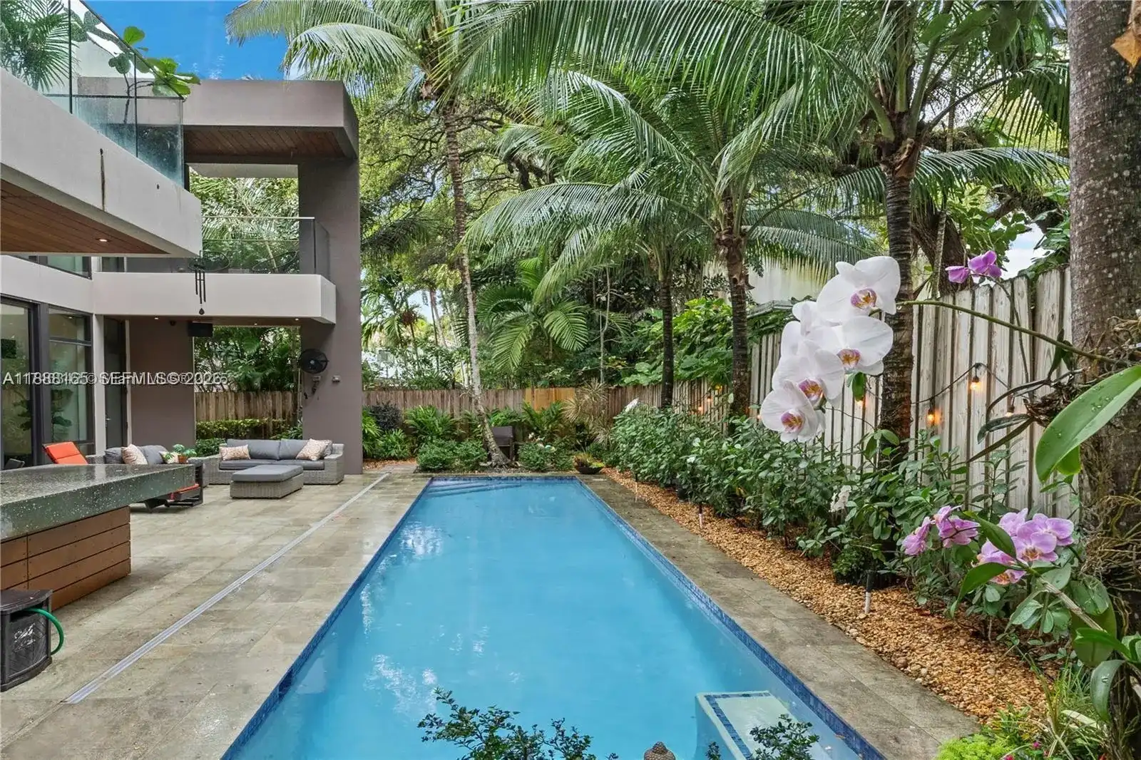 2803 Crystal Ct, Coconut Grove FL 33133