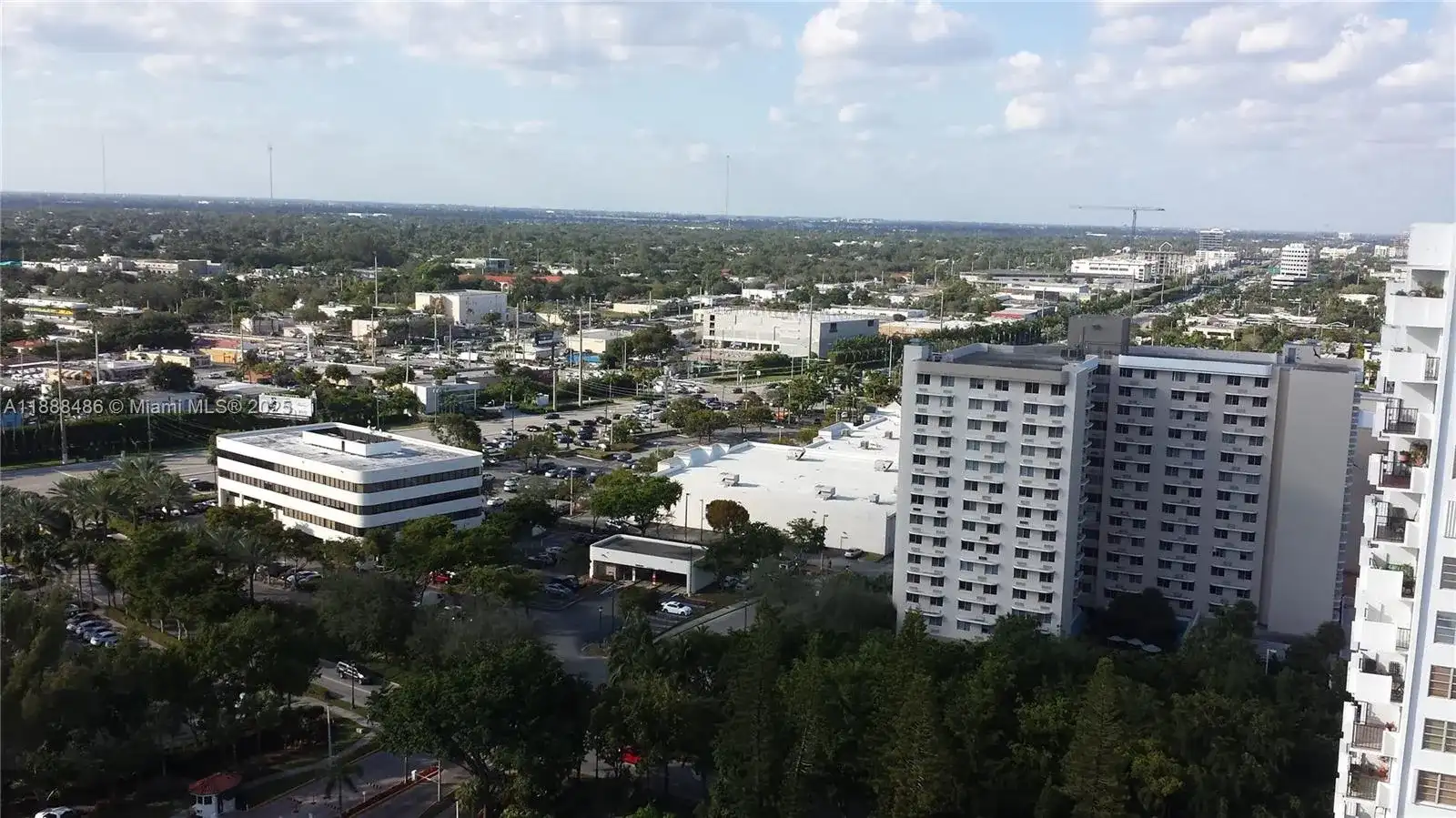 2750 NE 183rd St # 2305, Aventura FL 33160