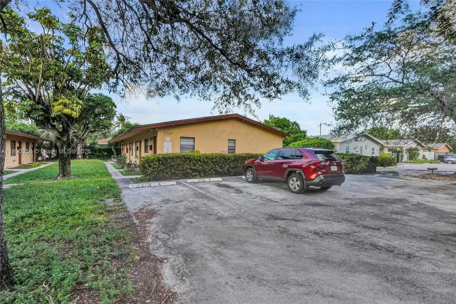 2731 NW 1st St # 3, Pompano Beach FL 33069
