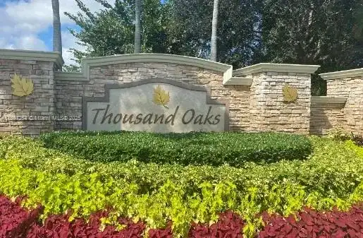 3020 Laurel Ridge Cir, Riviera Beach FL 33404