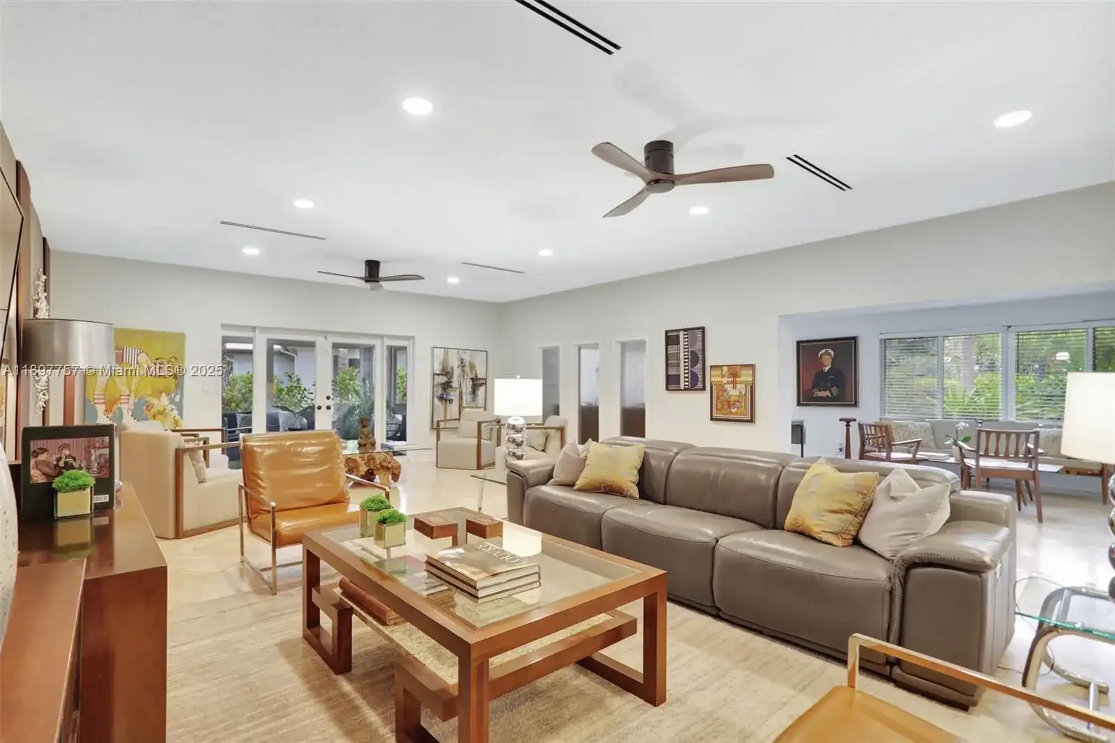 1128 W Cypress Dr # 15, Pompano Beach FL 33069