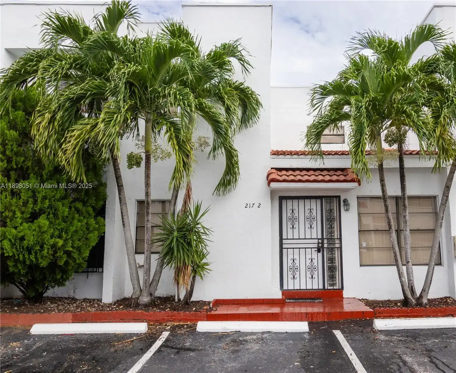 217 NW 109th Ave # 217, Miami FL 33172