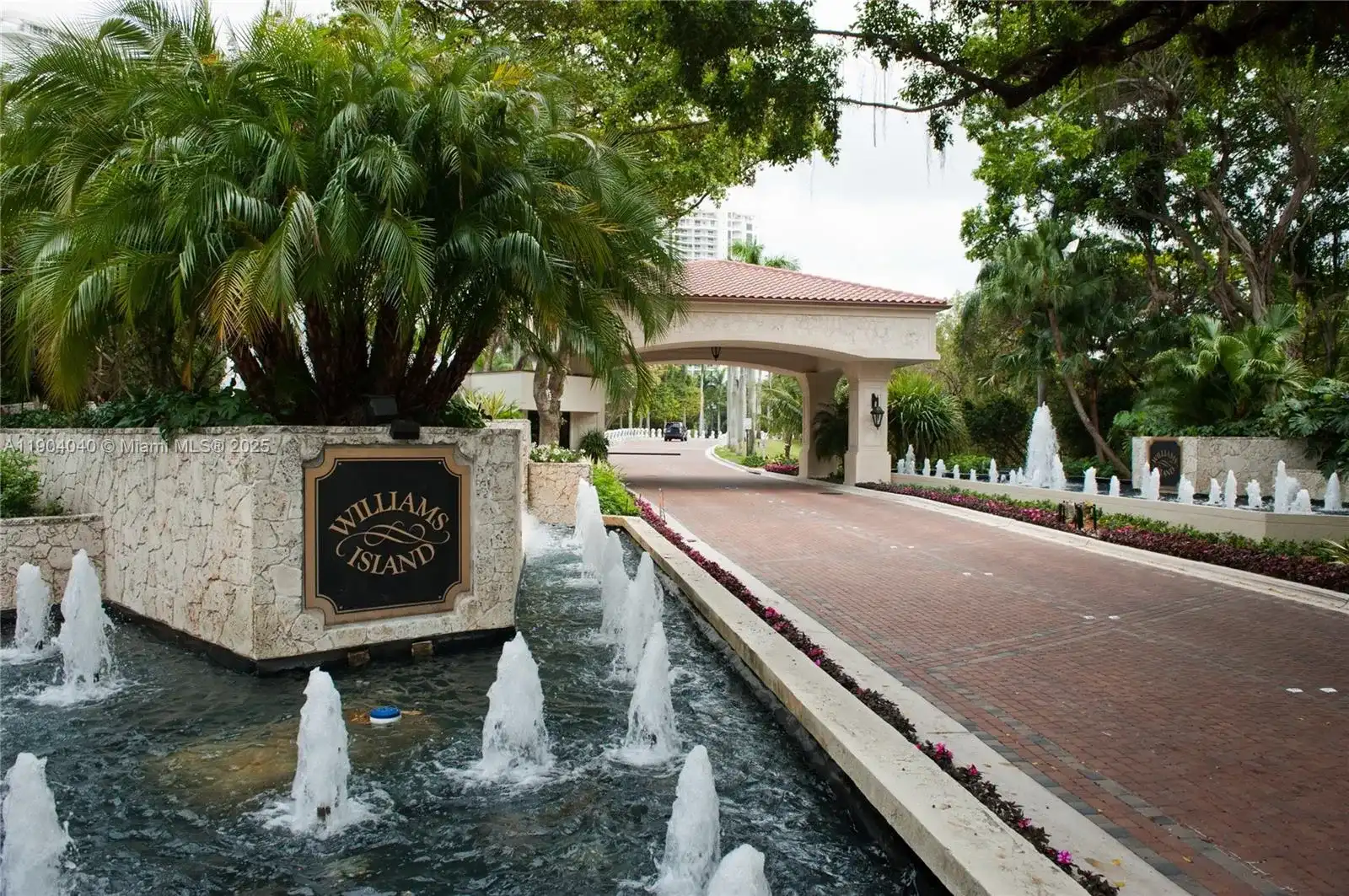 2000 Island Blvd # 609, Aventura FL 33160