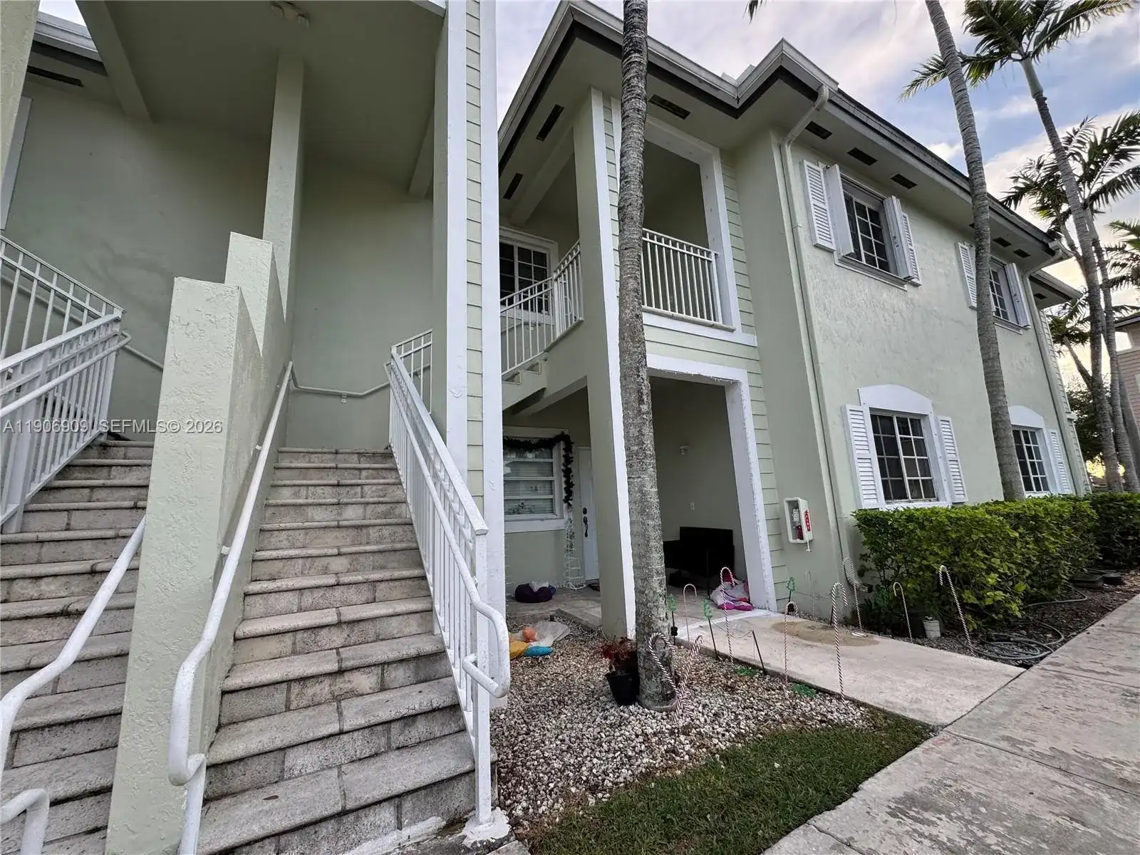 2590 NE 3rd Dr # 203, Homestead FL 33033