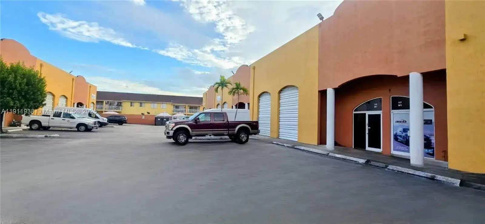 2954 W 84th St # 118, Hialeah FL 33018