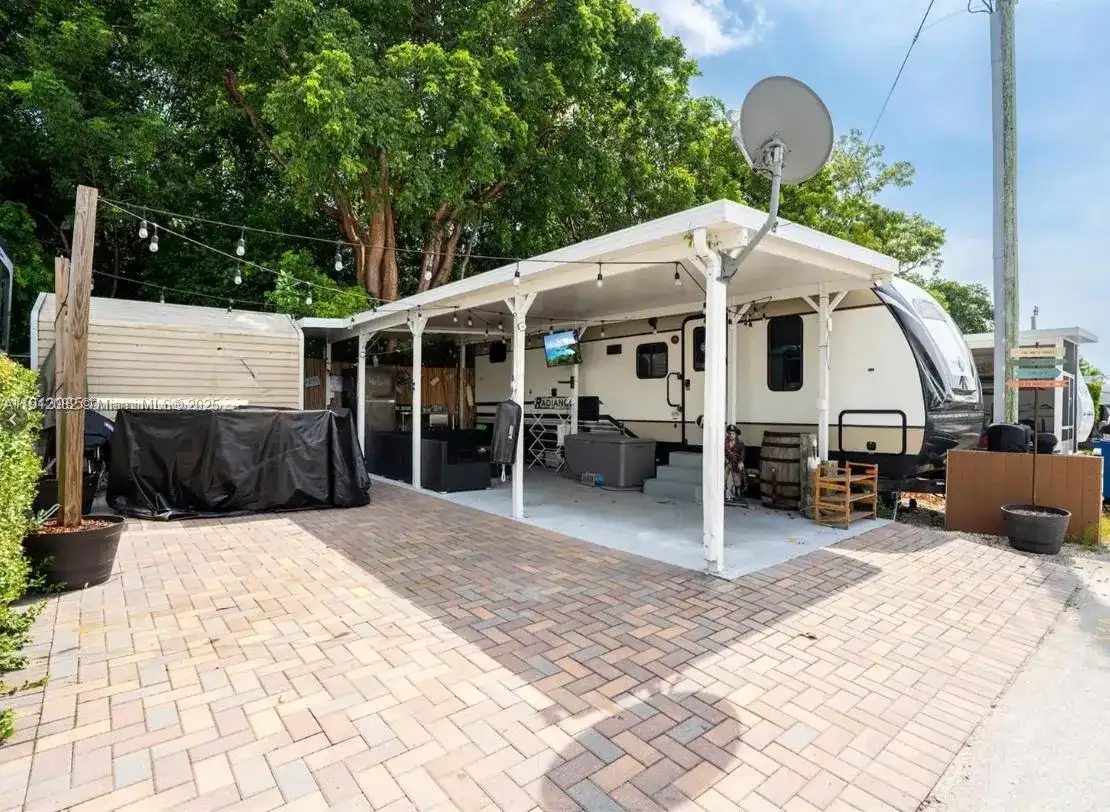325 Calusa St # 118, Key Largo FL 33037
