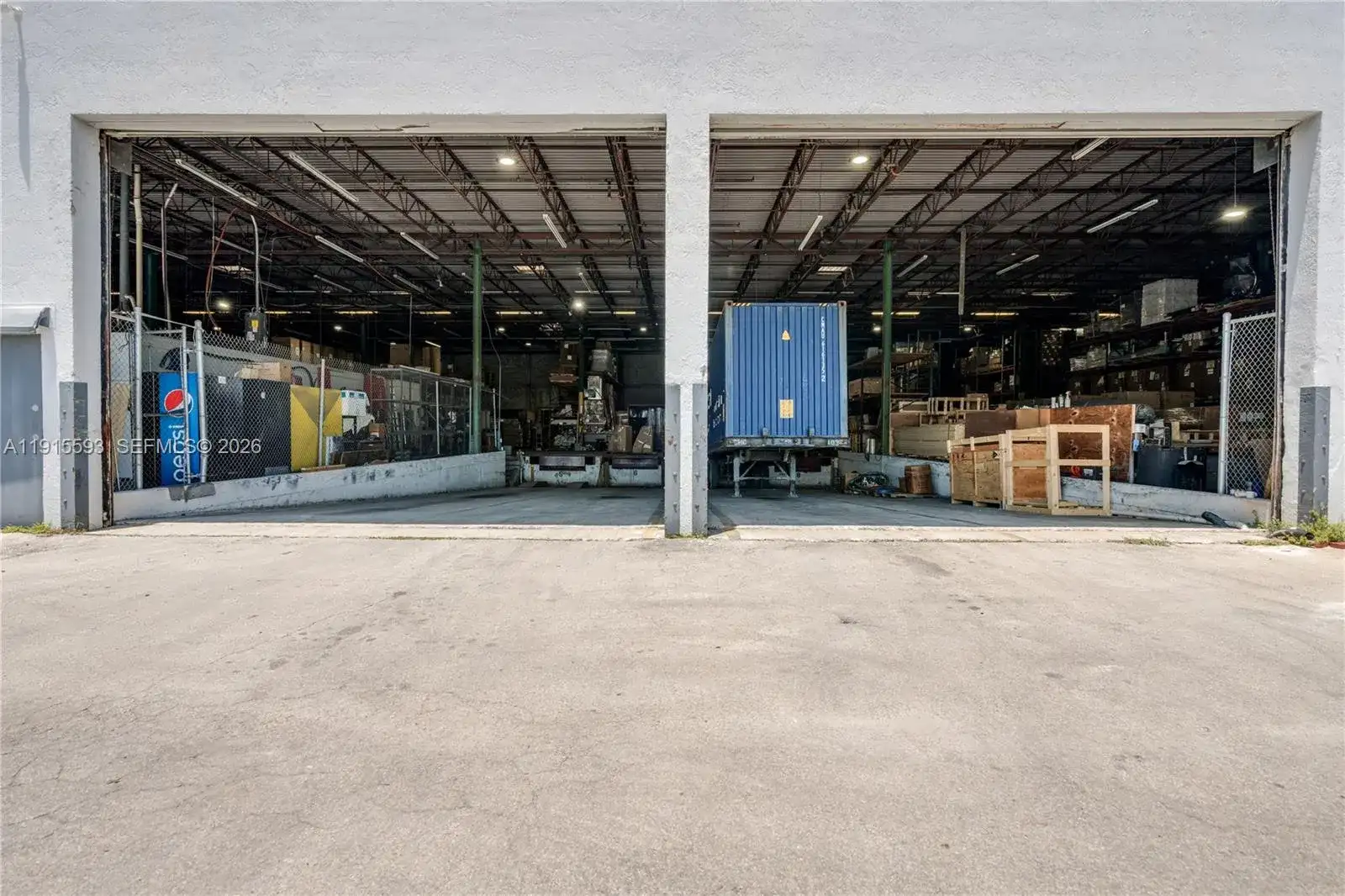 3353 NW 74th Ave, Miami FL 33122