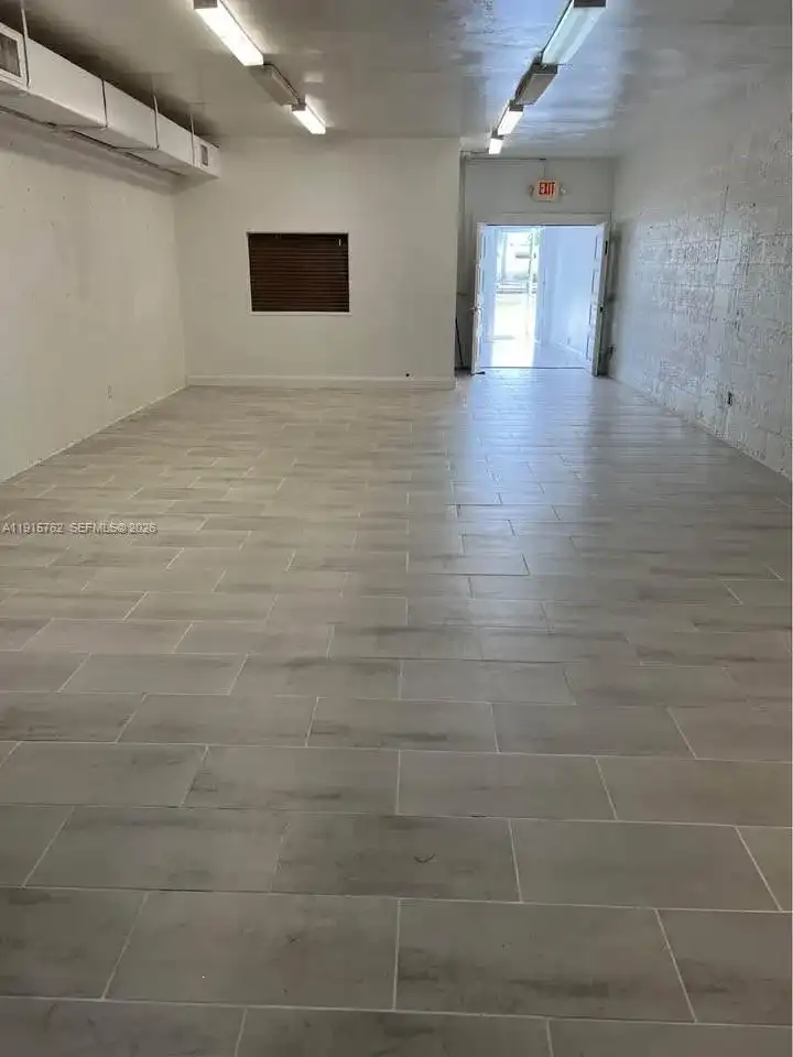 1812 N Dixie Hwy, Hollywood FL 33020
