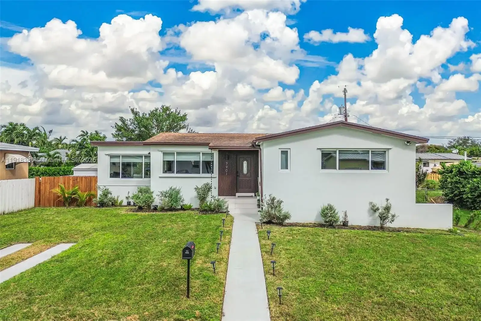 7901 SW 22nd St, Miami FL 33155