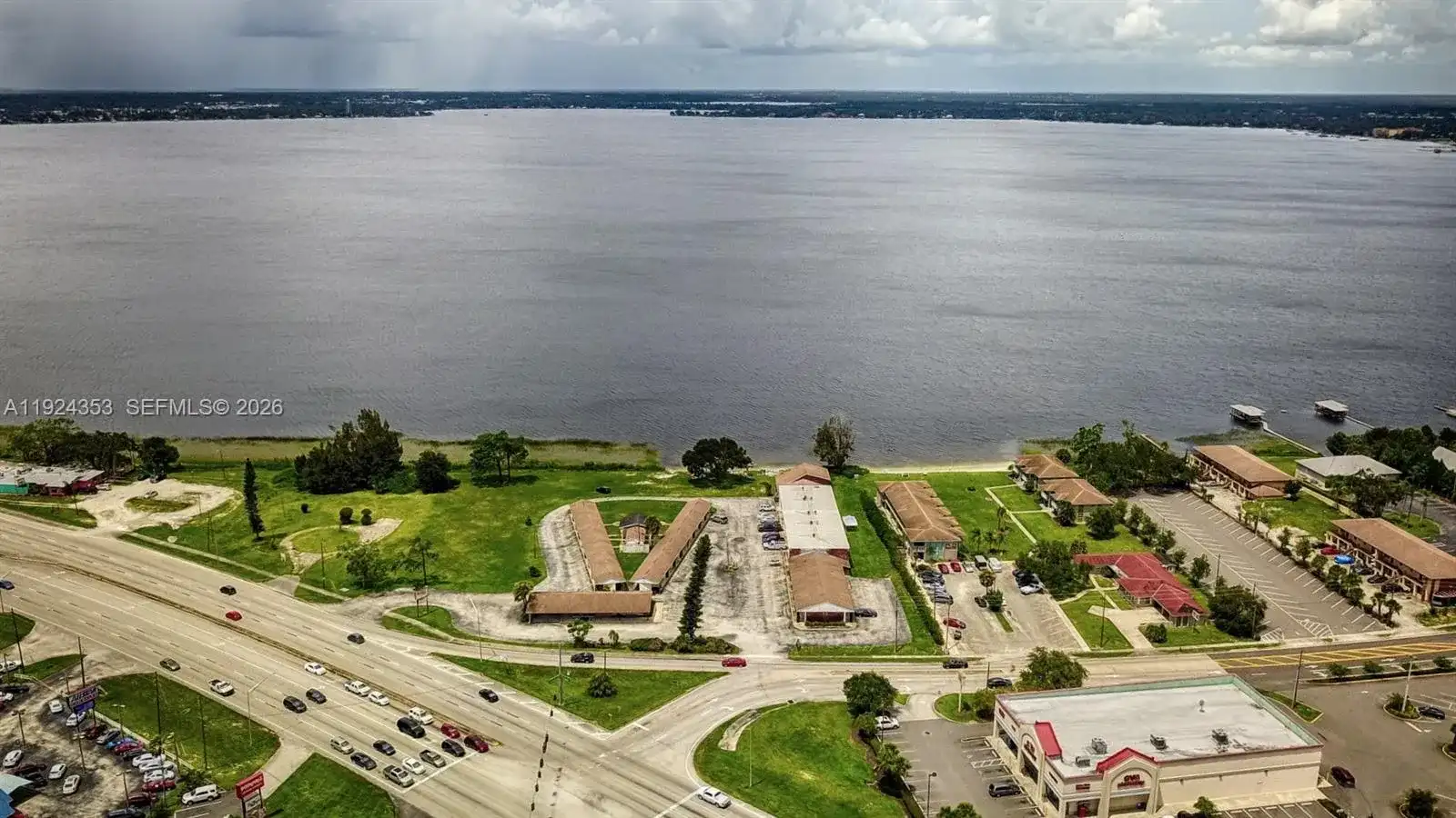 1025 LAKEVEIW DRIVE, Sebring FL 33870