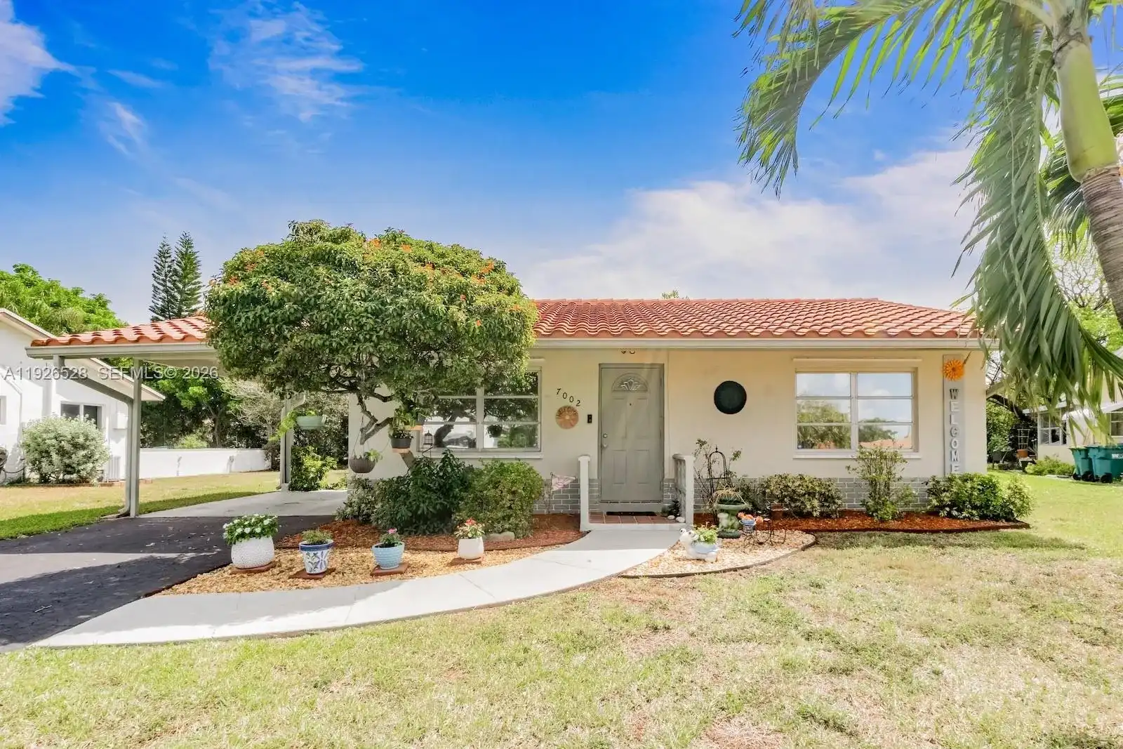 7002 NW 95th Ave, Tamarac FL 33321