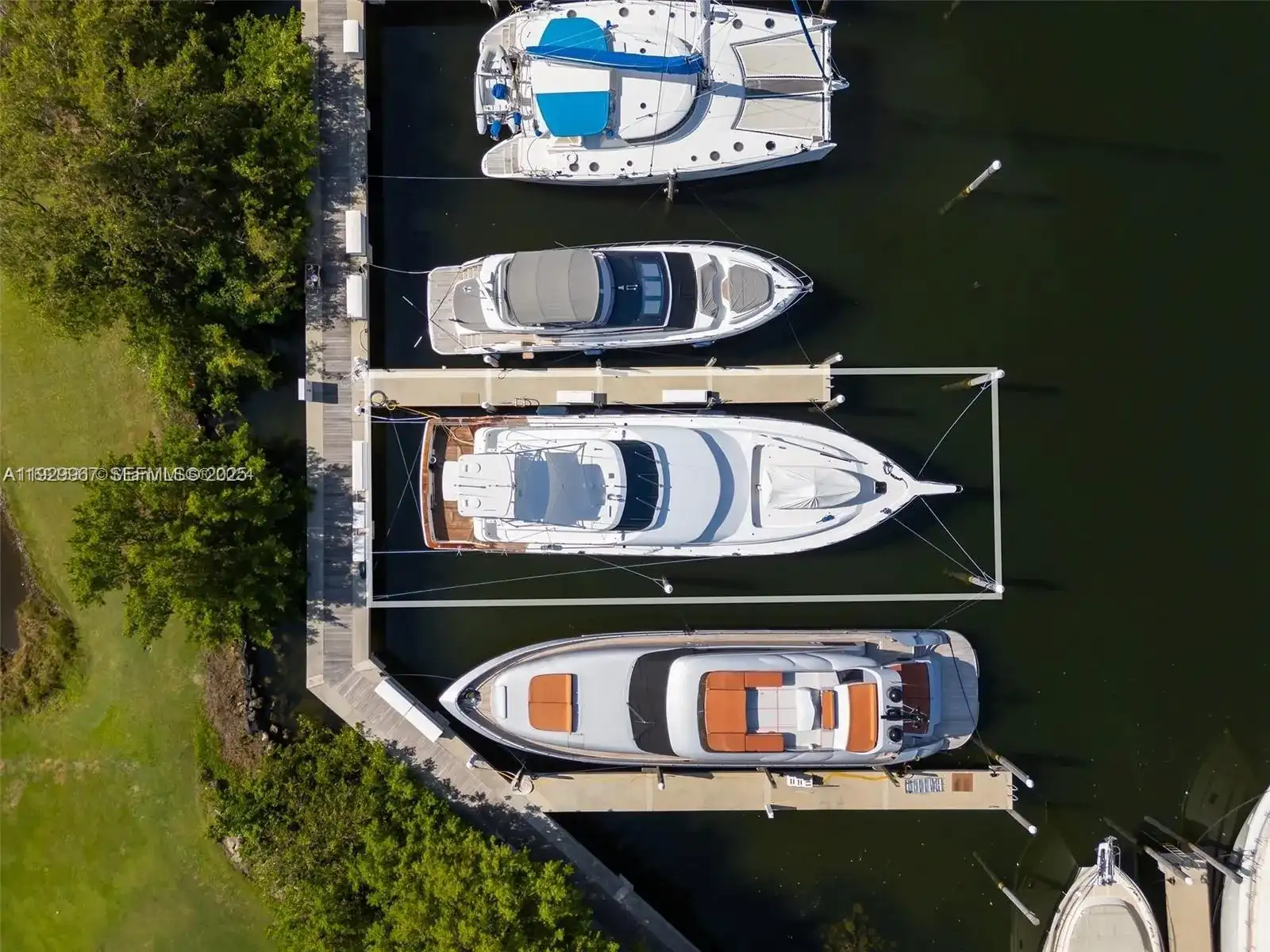 13660 Deering Bay Boat slip for rent, Coral Gables FL 33158