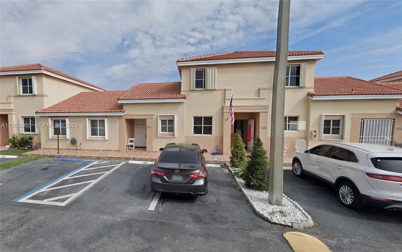 330 NW 114th Ave # 105, Sweetwater FL 33172