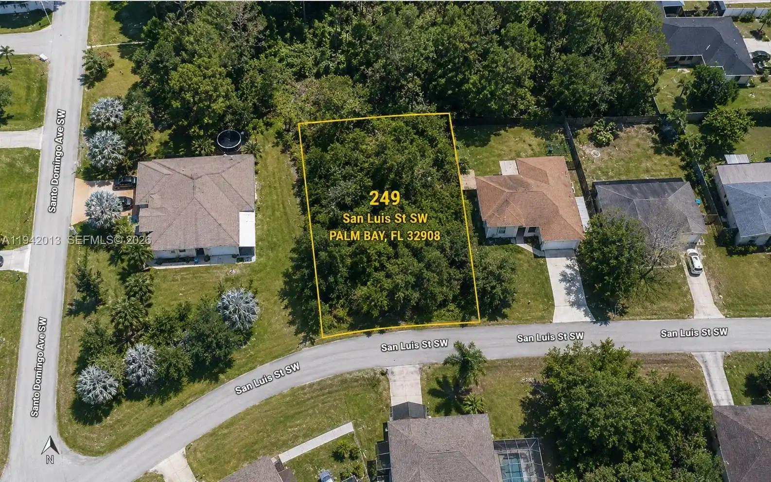 249 San Luis St SW, Palm Bay FL 32908