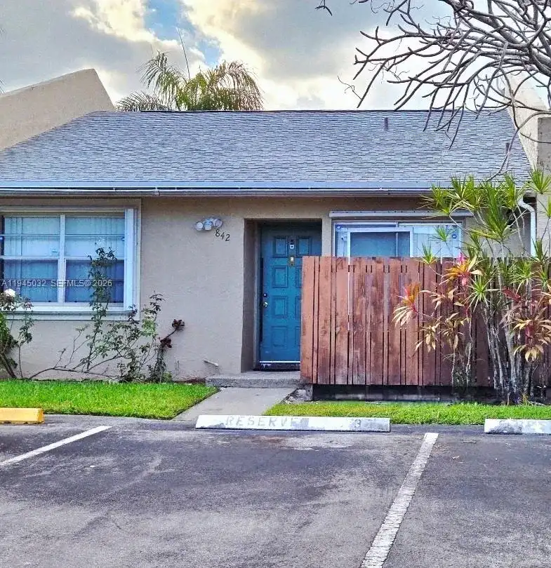 842 Banks Rd, Coconut Creek FL 33063