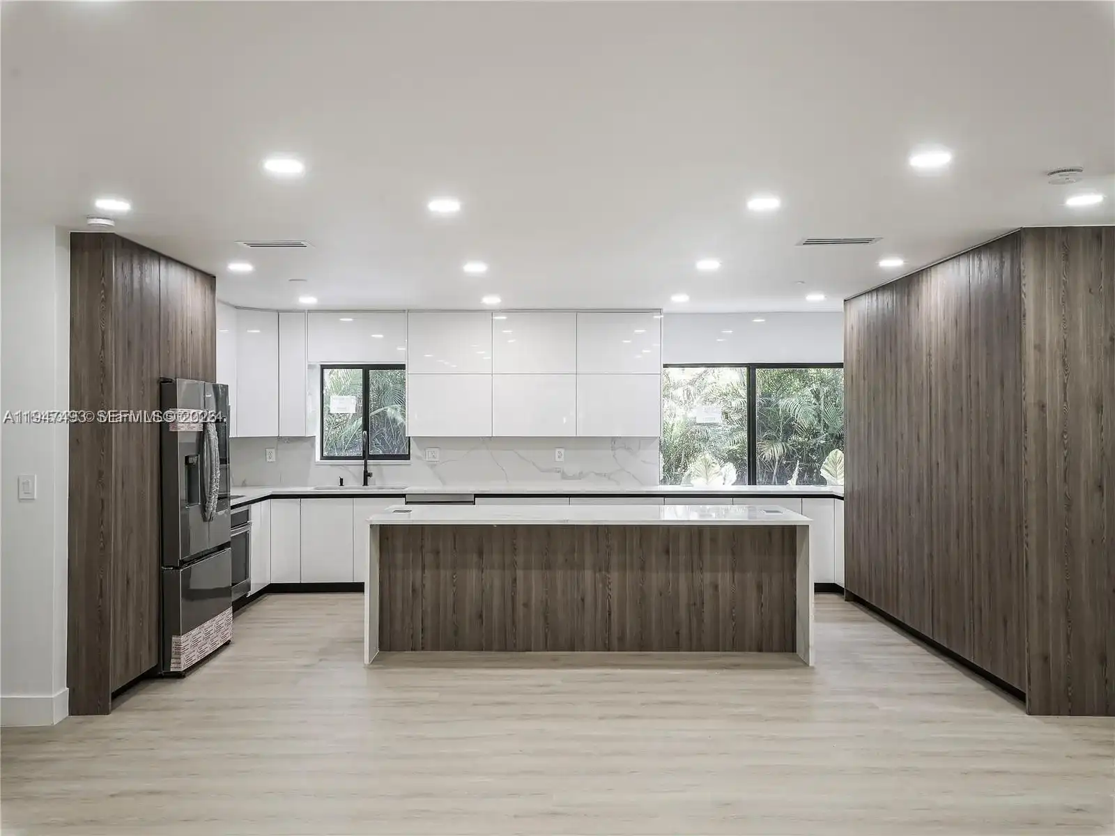 530 NE 91st St, Miami Shores FL 33138