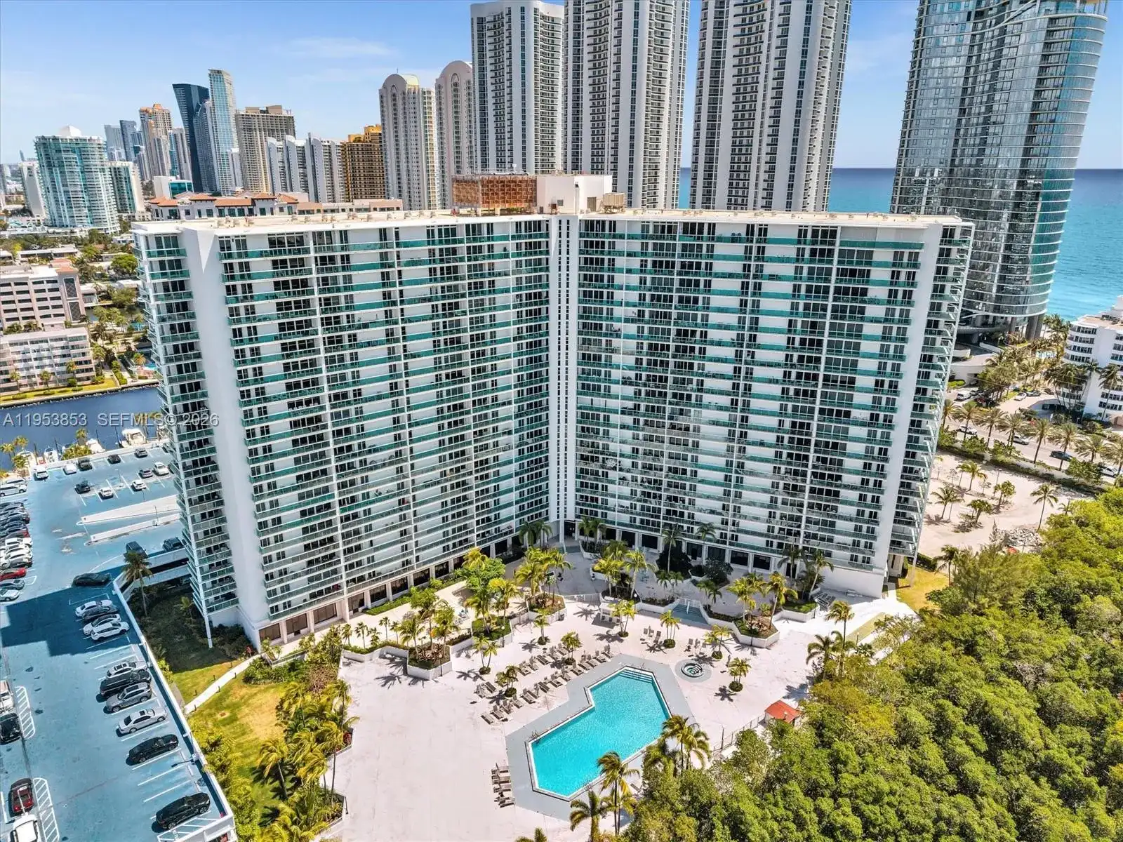 100 Bayview Dr # 223, Sunny Isles Beach FL 33160