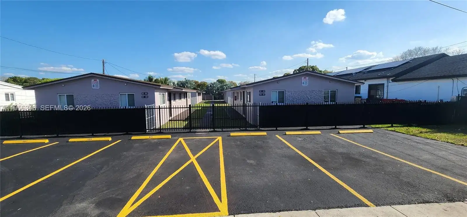873 NW 10th St, Florida City FL 33034