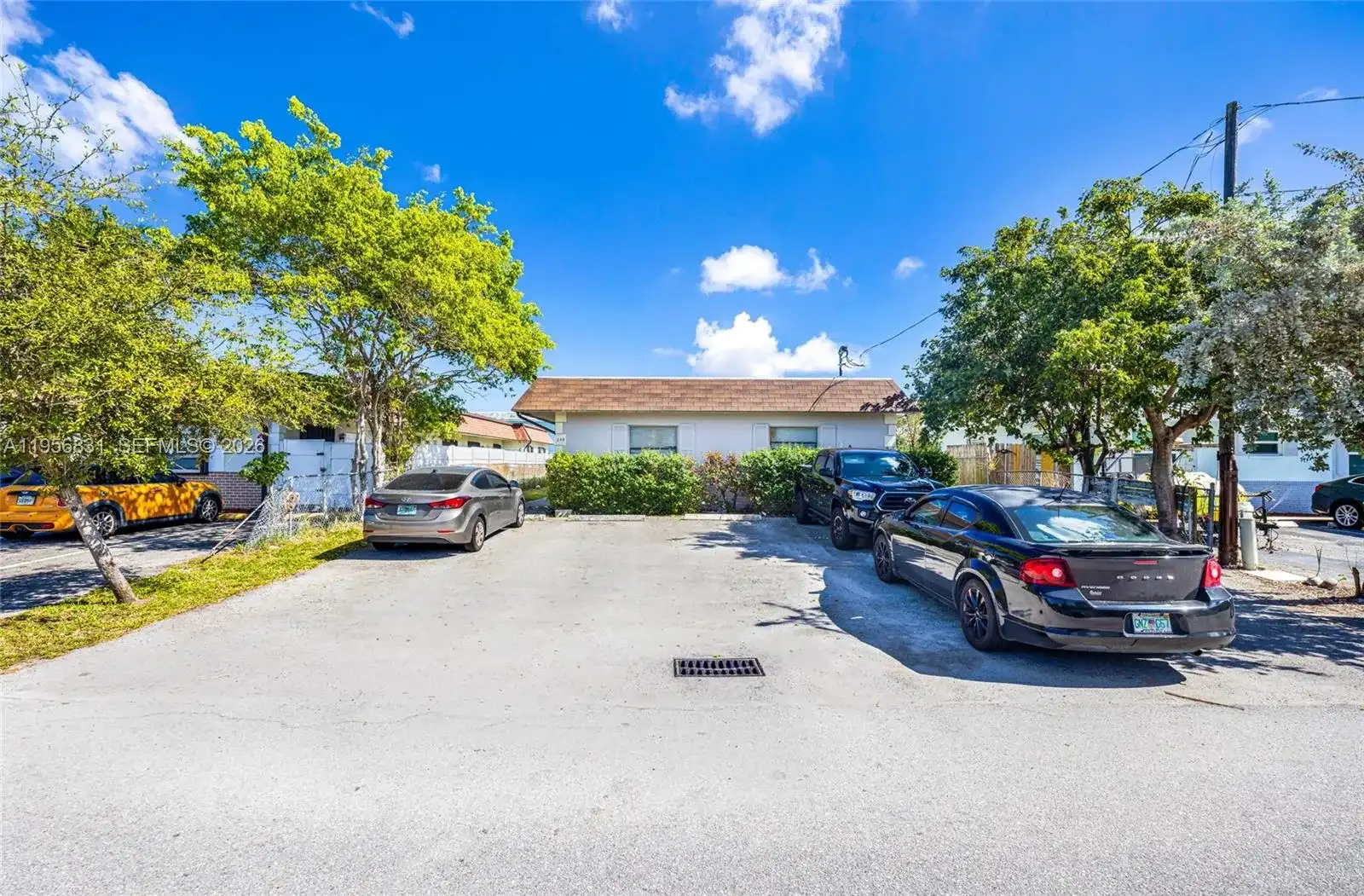 240 SE 9th Ave, Pompano Beach FL 33060